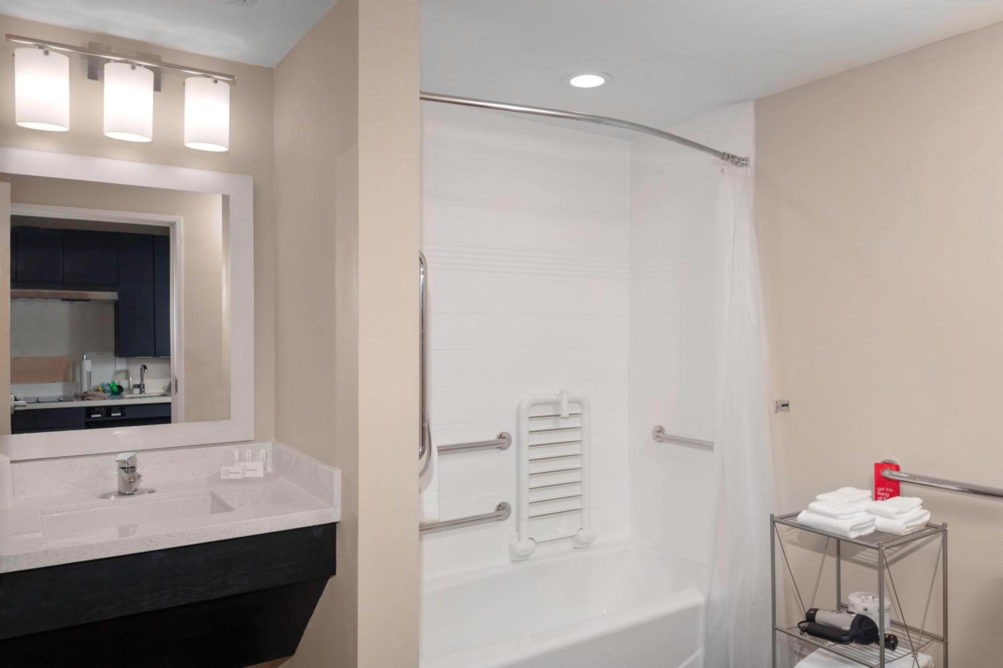 Towneplace Suites By Marriott San Antonio Westover Hills Extérieur photo